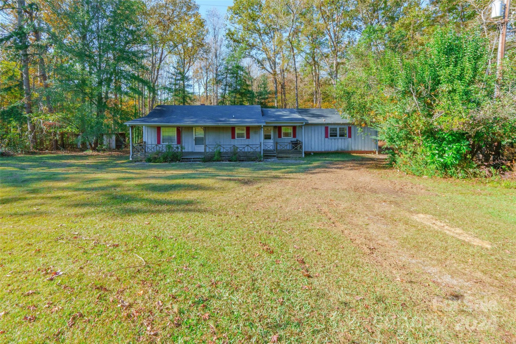 616 Gillsbrook Rd Lancaster, SC 29720