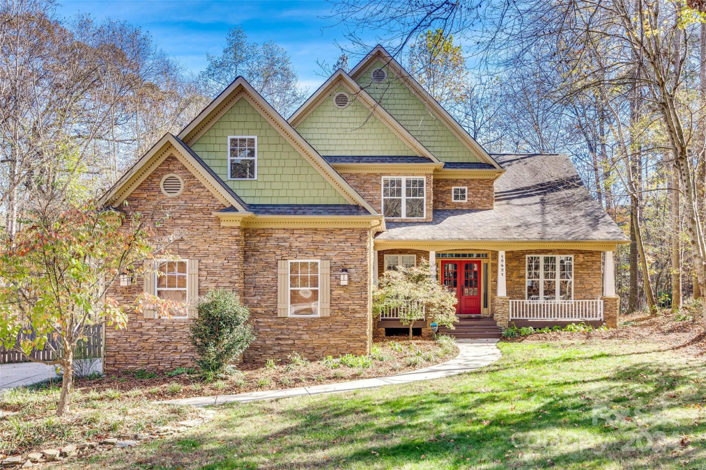 10621 Hanging Moss Trl Charlotte, NC 28227