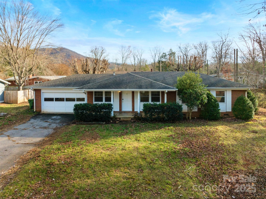 59 Imperial Ct Asheville, NC 28803