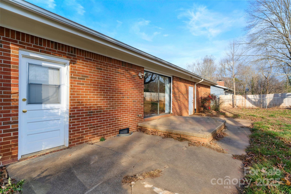 59 Imperial Ct Asheville, NC 28803