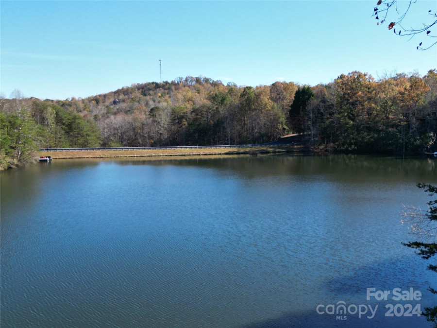 216 Woodland Cir Lake Lure, NC 28746