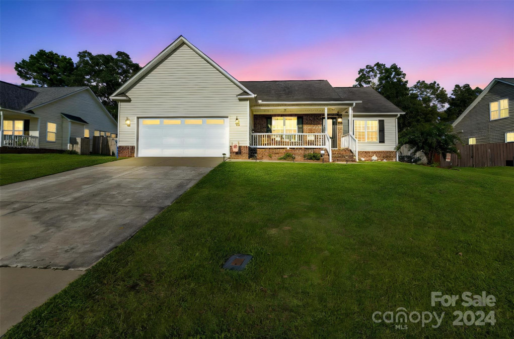 225 Mecklenburg Dr Raeford Township, NC 28376