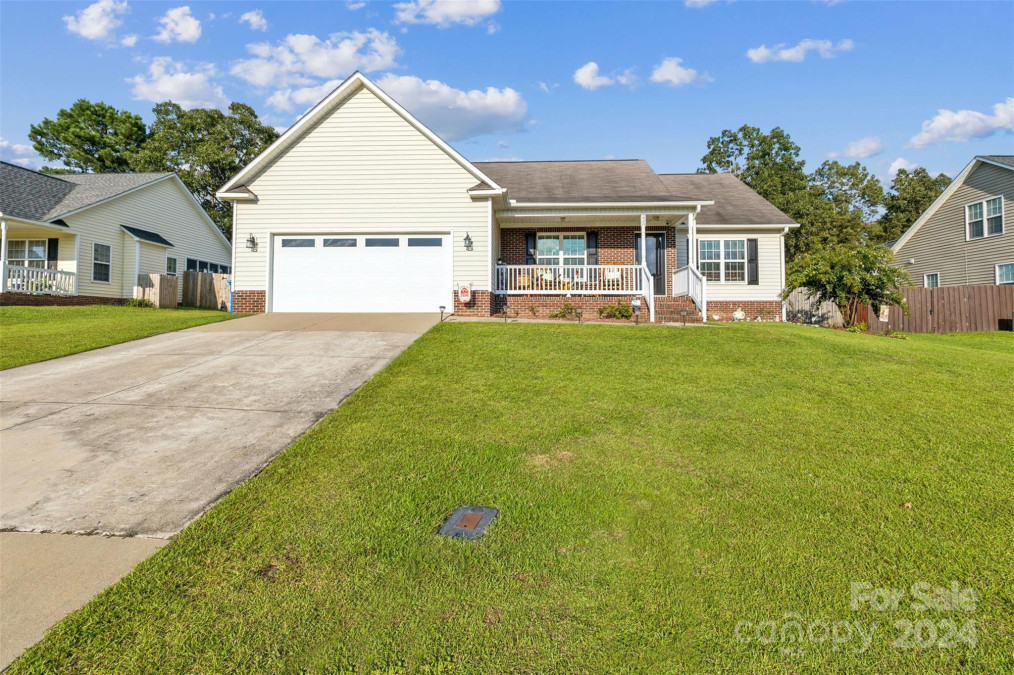 225 Mecklenburg Dr Raeford Township, NC 28376