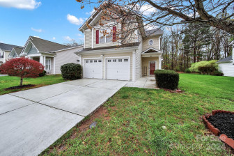 668 Goldflower Dr Rock Hill, SC 29732