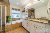 10126 Loch Lomond Dr Charlotte, NC 28278