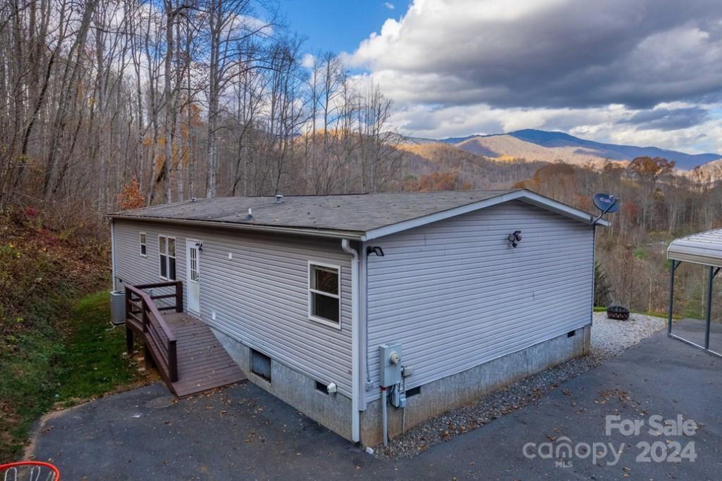 572 Dark Ridge Rd Sylva, NC 28779