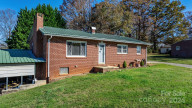 2166 Rural Retreat Rd Lenoir, NC 28645