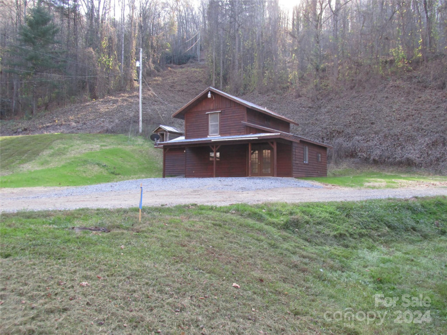 219 Copperhead Cv Sylva, NC 28779