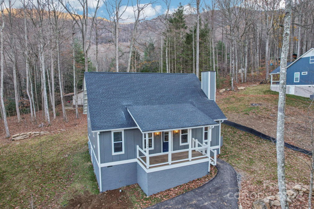 593 Twinbrook Ln Maggie Valley, NC 28751