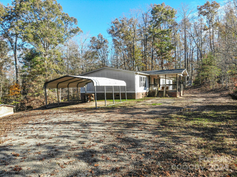 5107 Scott Rd Morganton, NC 28655