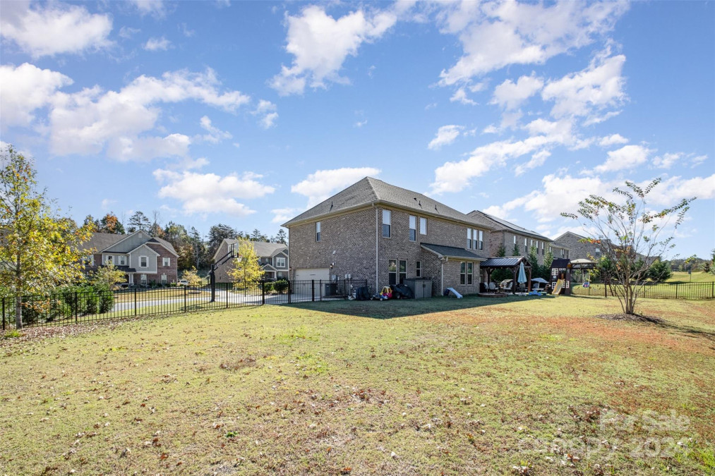 8399 Breton Way Harrisburg, NC 28075