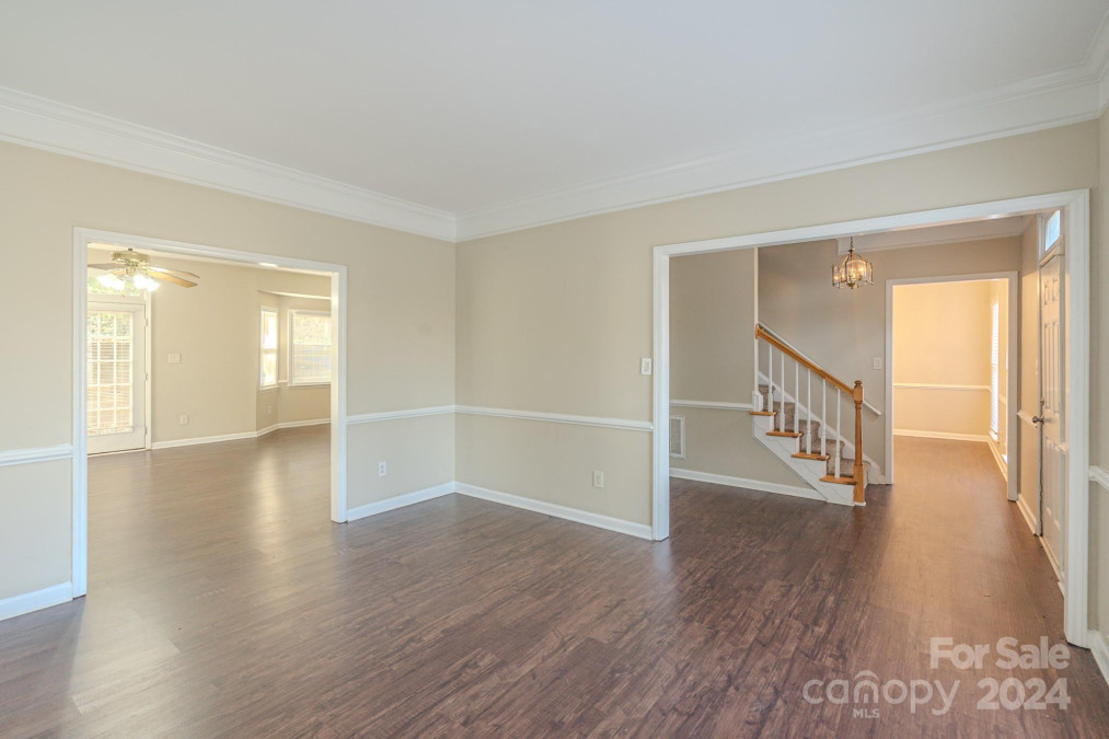 1208 Gum Tree Ln Charlotte, NC 28214