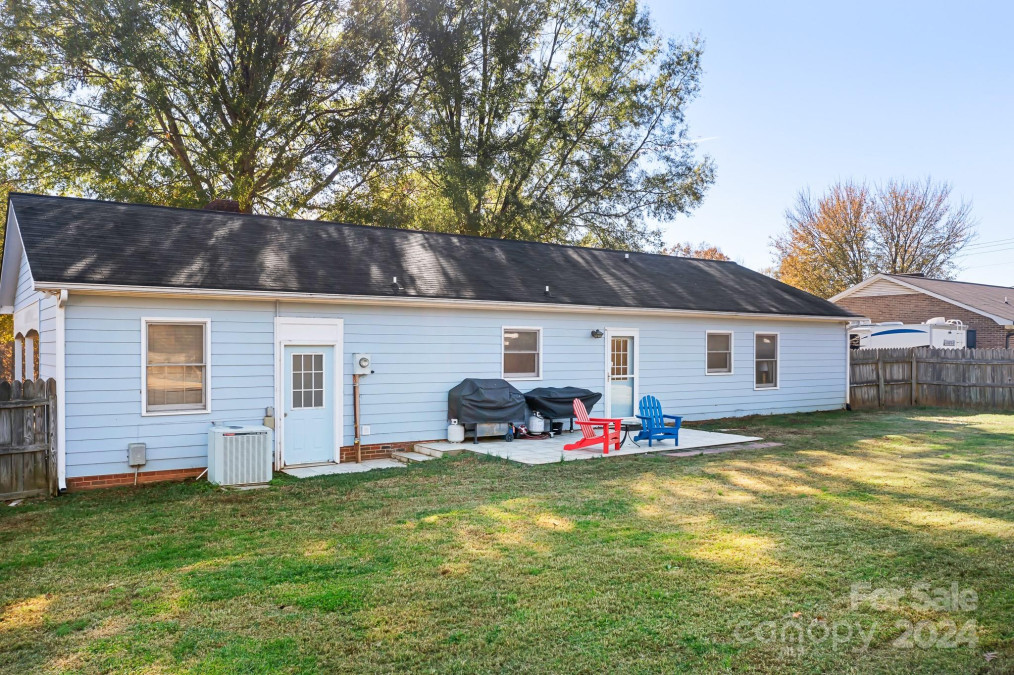 147 Oak Haven Dr Statesville, NC 28625