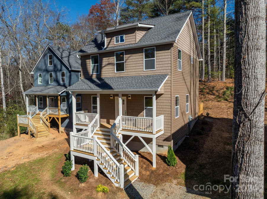 131 Owenby Ln Black Mountain, NC 28711