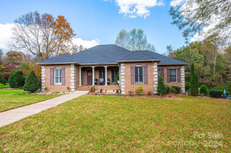 249 35th Ave Hickory, NC 28601