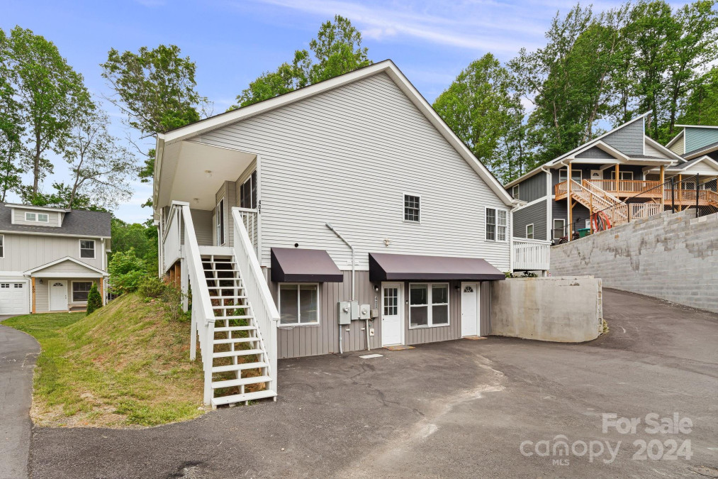 400 Little Sycamore Ln Asheville, NC 28803