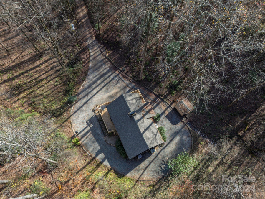 103 Orchard Mountain Rd Saluda, NC 28773