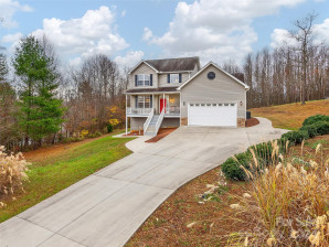 165 Pottery Terrace Trl Flat Rock, NC 28731