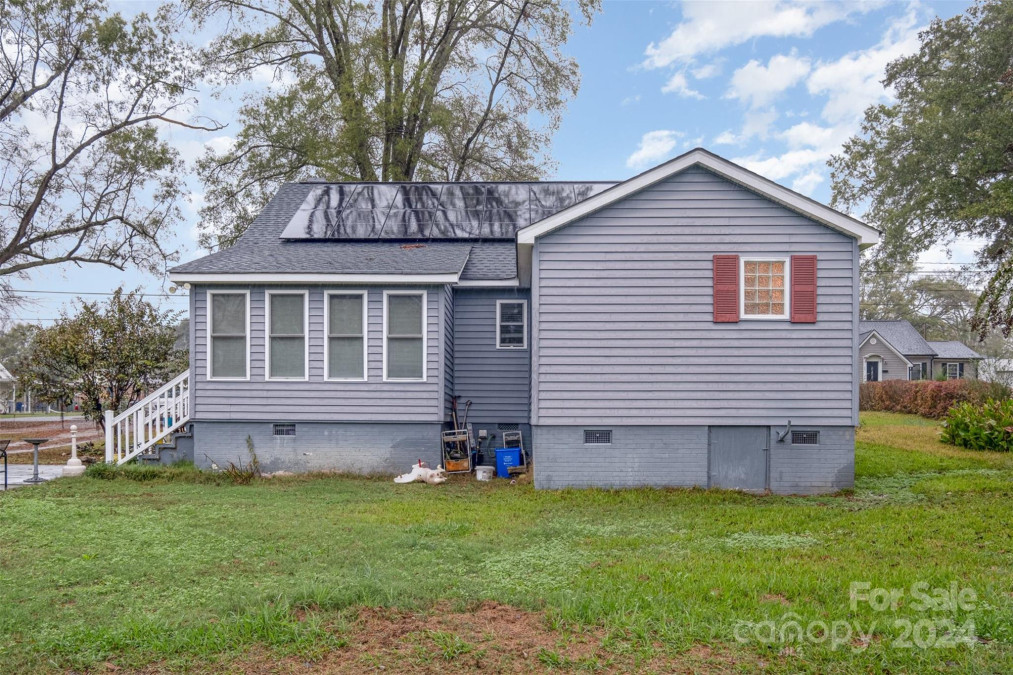 622 Summersby St Chester, SC 29706