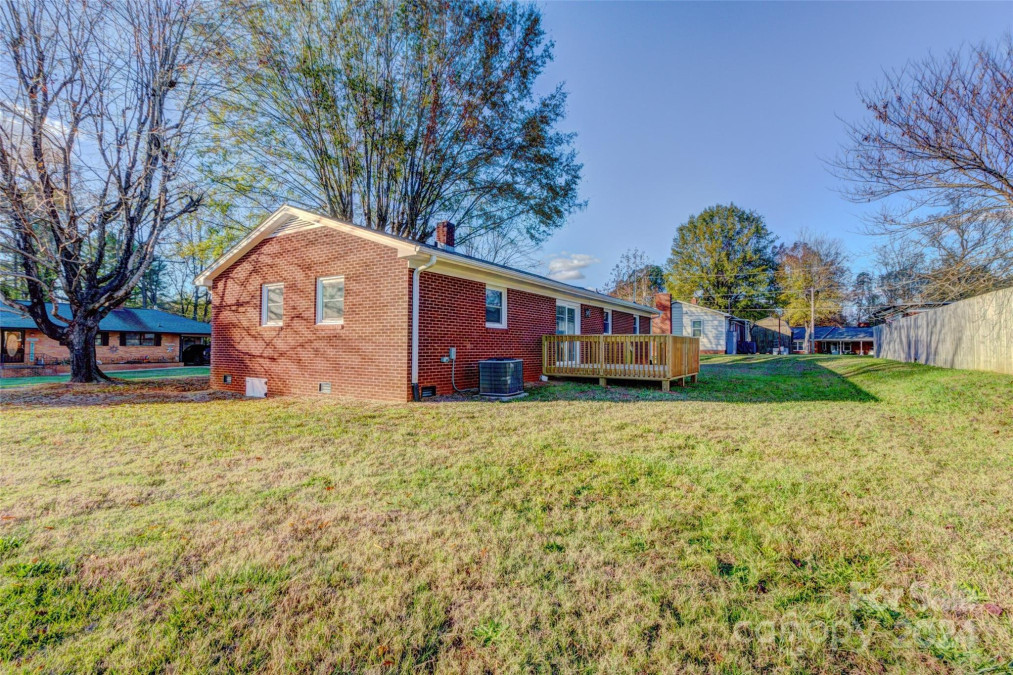 303 Mark St Cherryville, NC 28021