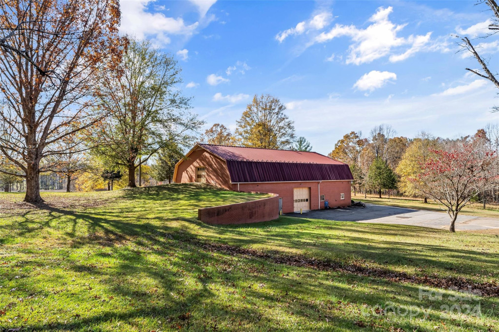 112 Blanton Rd Morganton, NC 28655