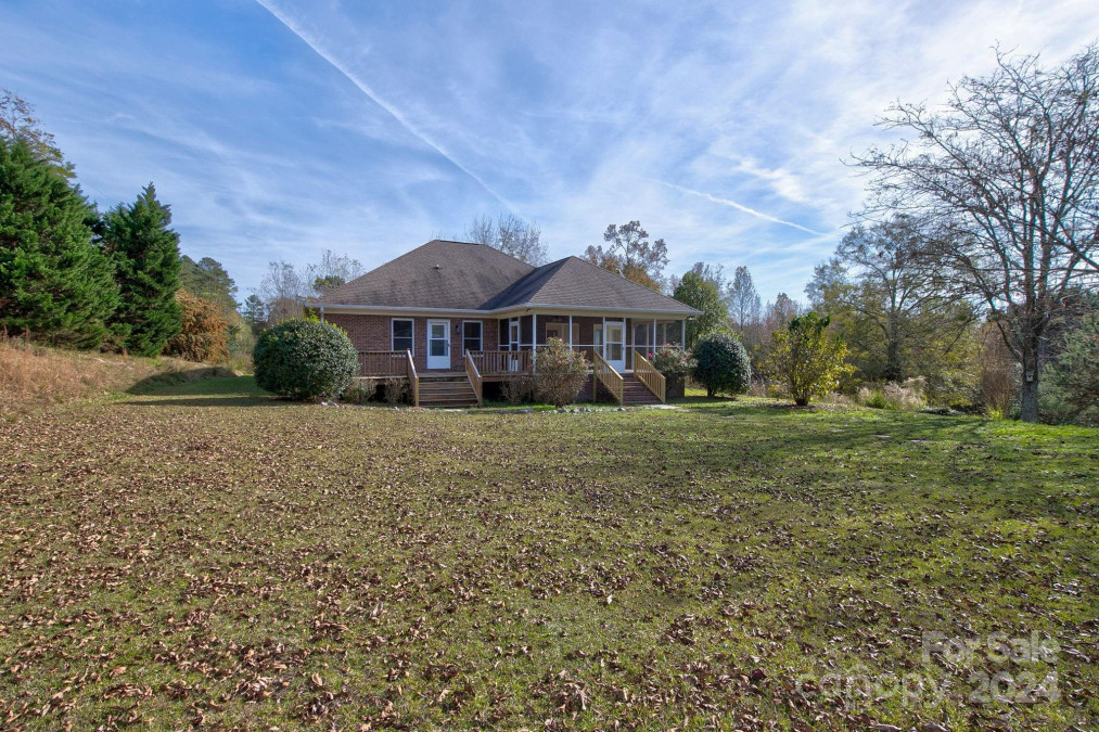 123 Jl Love Rd Jefferson, SC 29718