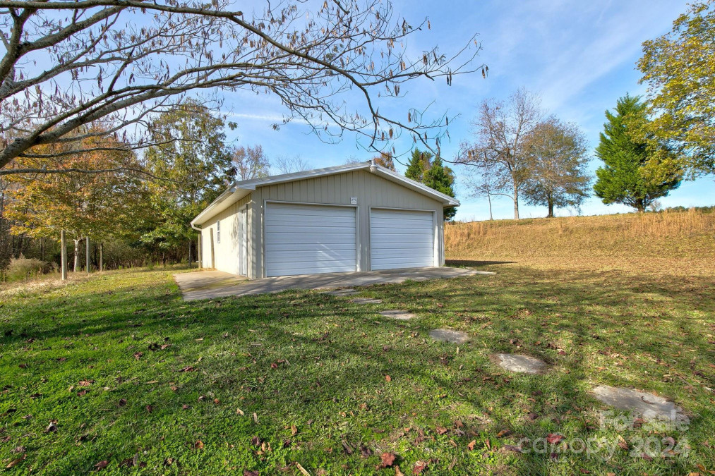 123 Jl Love Rd Jefferson, SC 29718