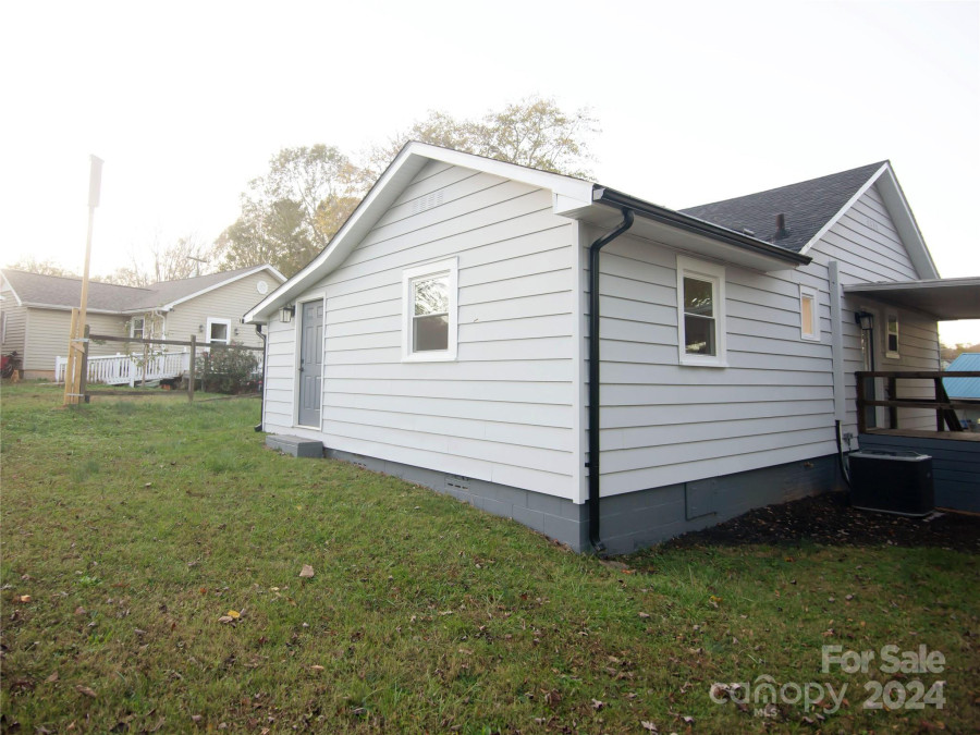 156 Eastwood St Spindale, NC 28160