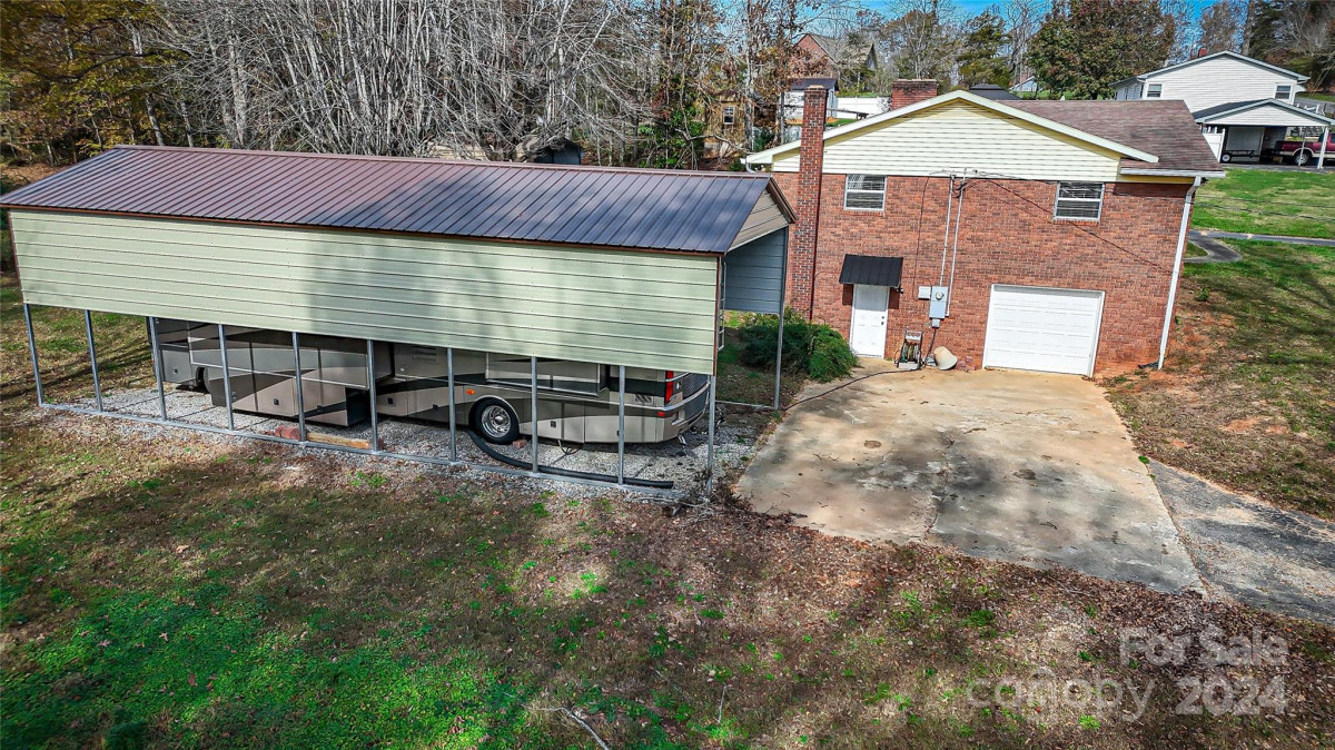 162 Stephens Rd Morganton, NC 28655