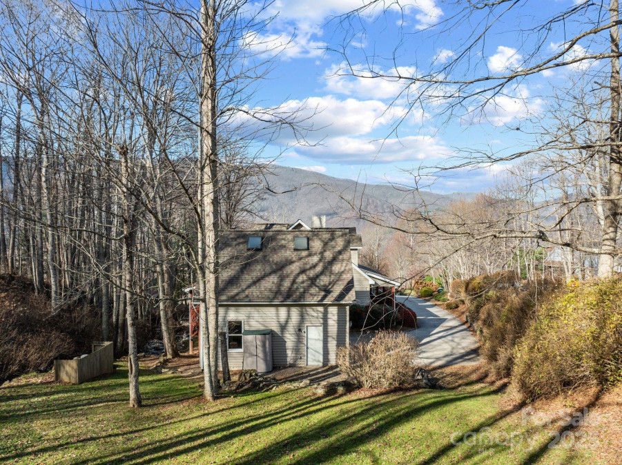 536 Red Bank Rd Waynesville, NC 28786