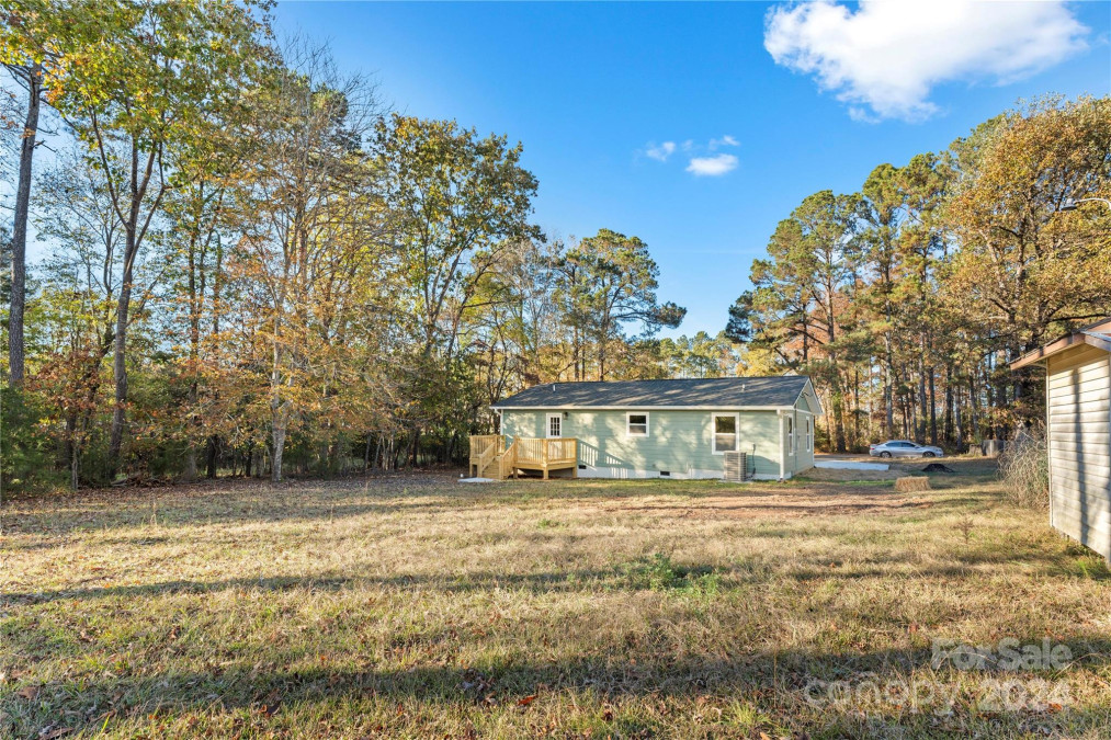 300 Washington Park Rd Mount Gilead, NC 27306