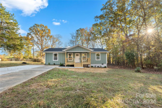 300 Washington Park Rd Mount Gilead, NC 27306