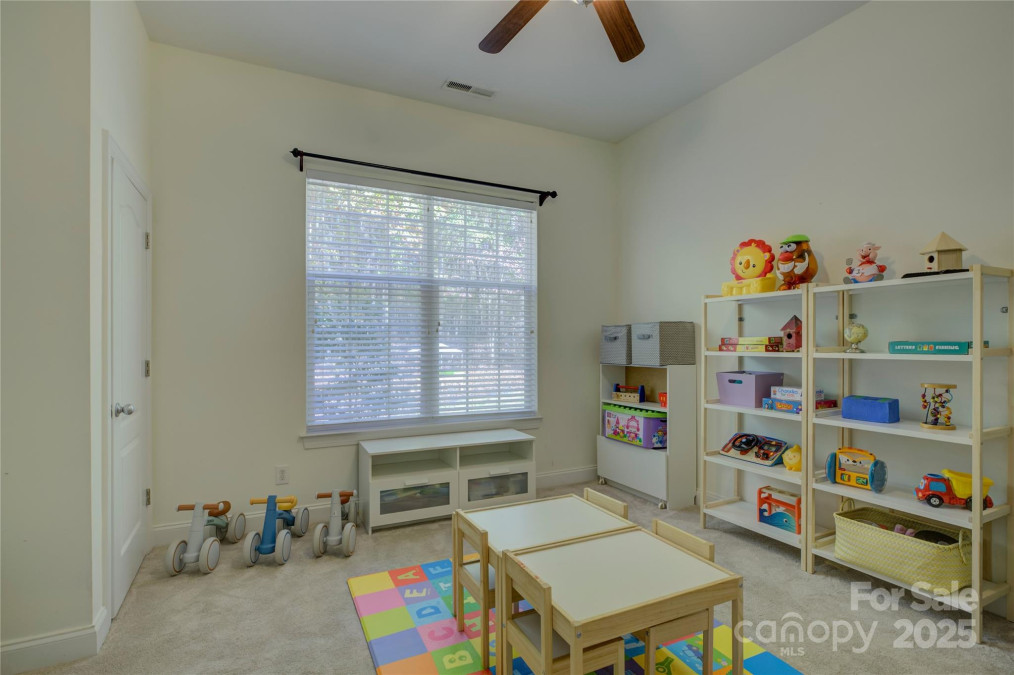 14027 Grand Traverse Dr Charlotte, NC 28278