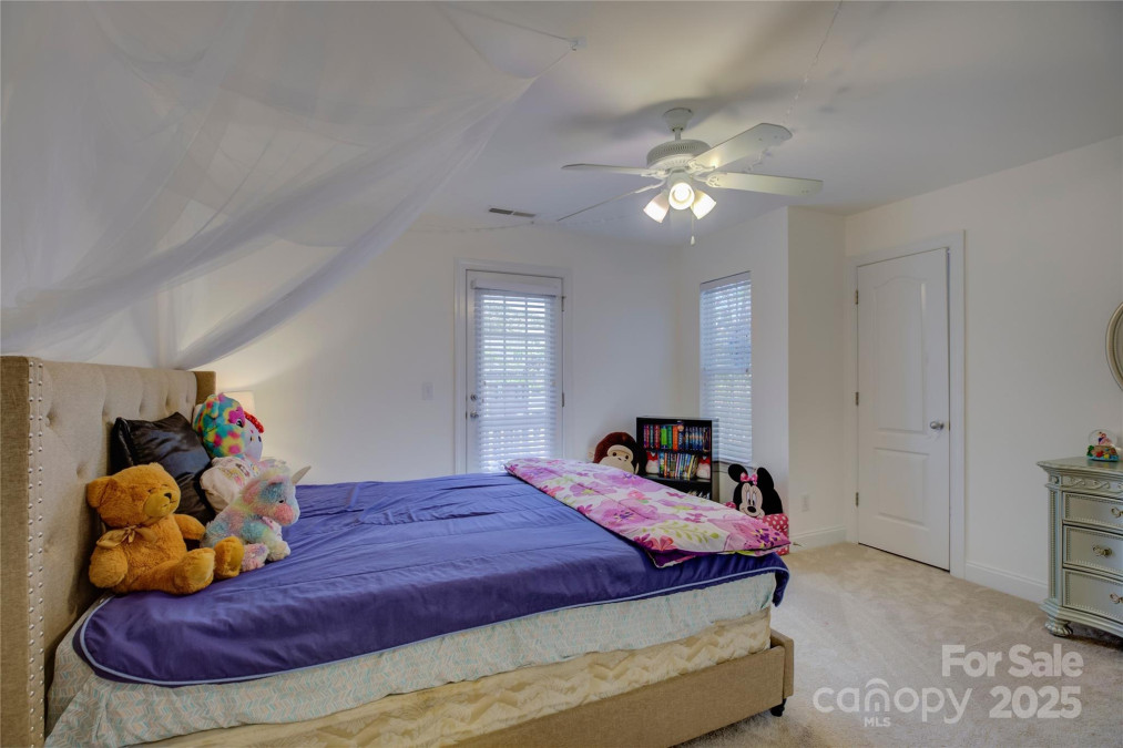14027 Grand Traverse Dr Charlotte, NC 28278