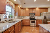 4335 Laurel Hill Ln Charlotte, NC 28217