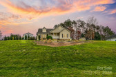 207 Sienna Dr Hickory, NC 28601