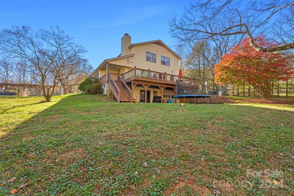 66 Beechwood Dr Horse Shoe, NC 28742