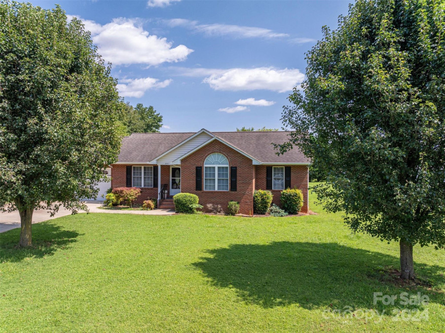 898 Sage Field Ln Lincolnton, NC 28092