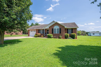 898 Sage Field Ln Lincolnton, NC 28092