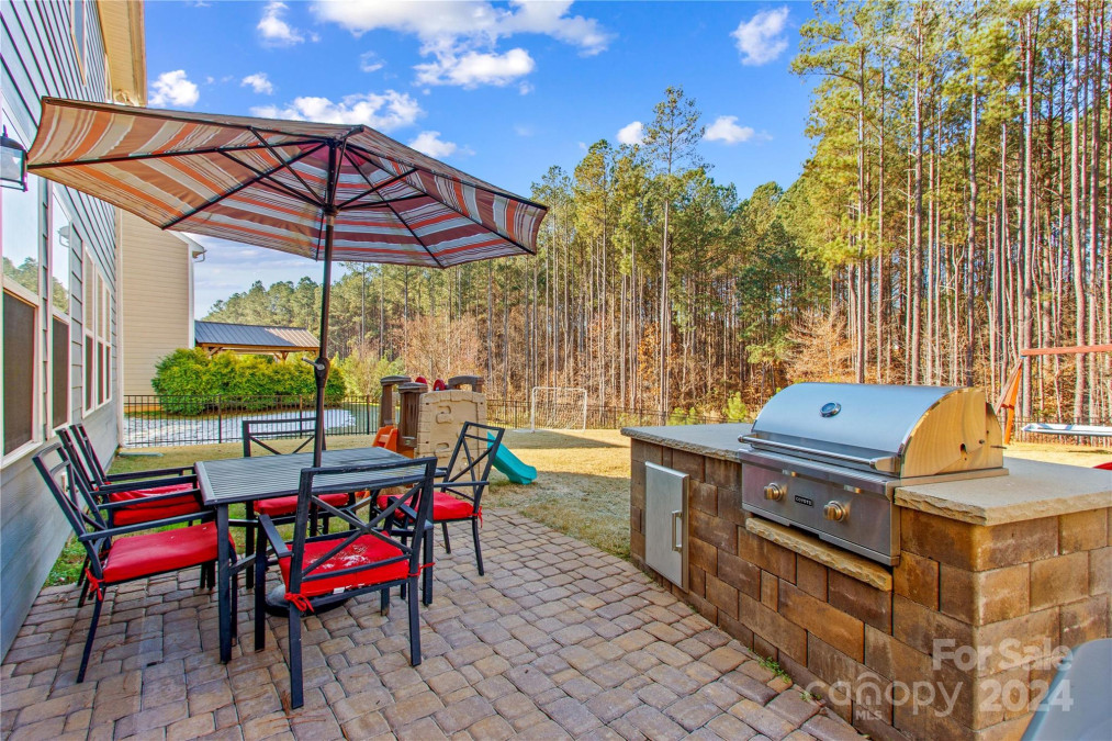 140 Falls Cove Dr Troutman, NC 28166