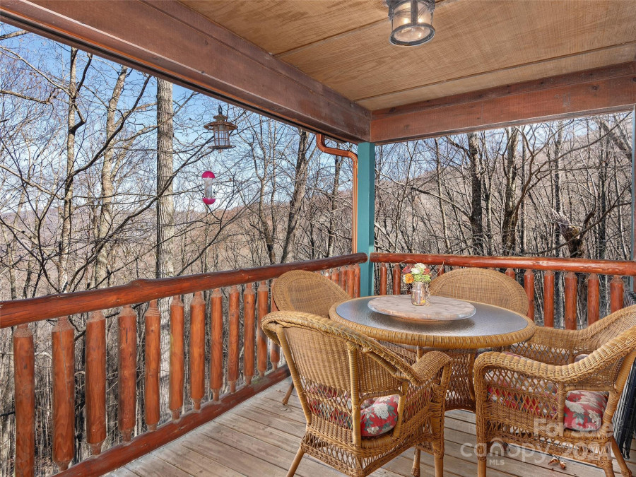 396 Sharons Bluff Franklin, NC 28734