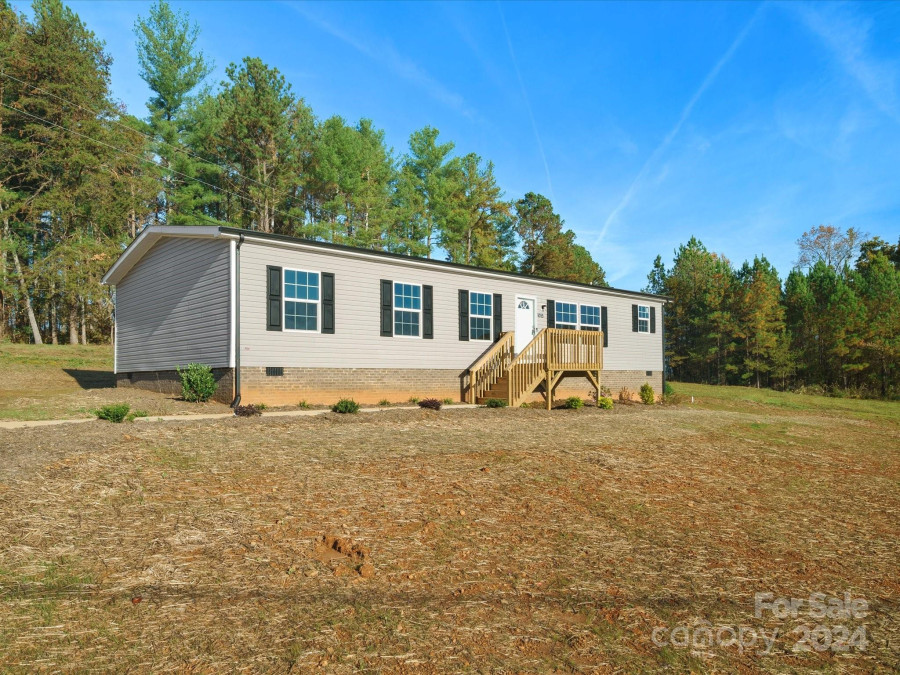 6355 Rhoney Rd Connelly Springs, NC 28612