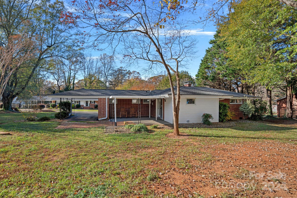 600 Thomas Trl Gastonia, NC 28054