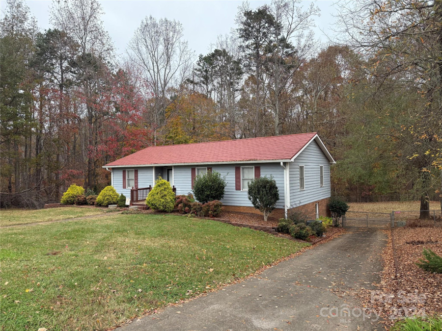 1134 Jennifer Ln Cherryville, NC 28021