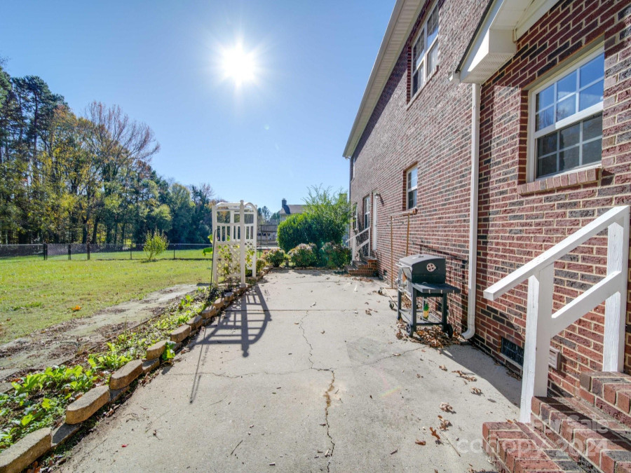 211 Todd Cir Wingate, NC 28174