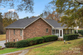 212 Meadowbrook Cir Dallas, NC 28034