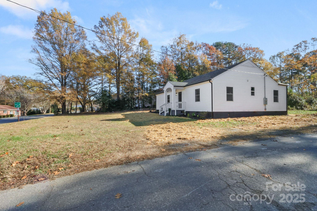 2409 Crescent Ln Gastonia, NC 28052