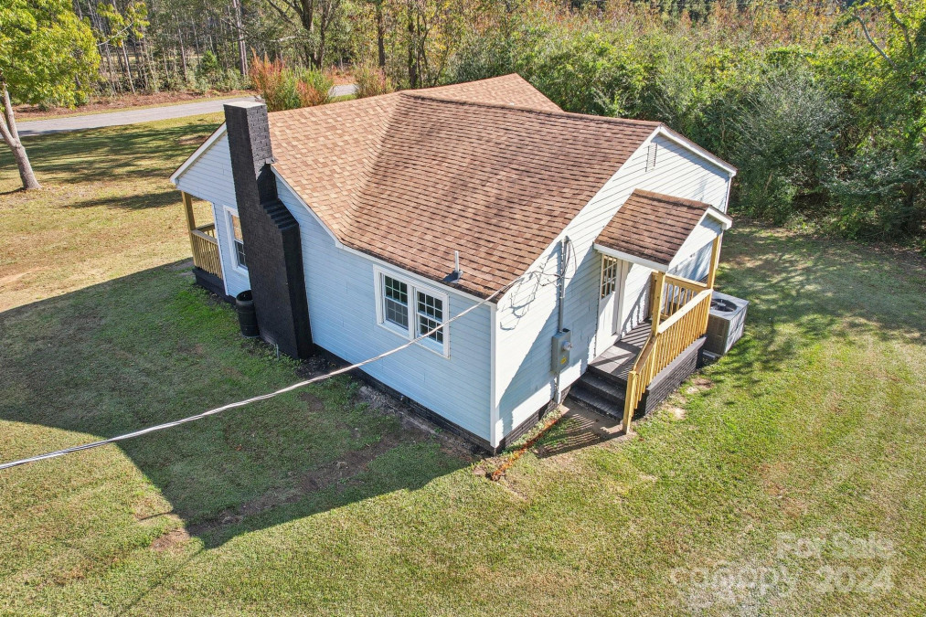 2091 Catawba River Rd Fort Lawn, SC 29714