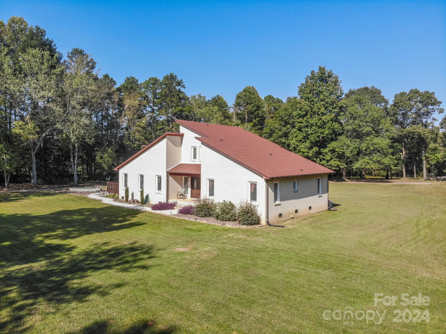 1106 Cat Square Rd Vale, NC 28168