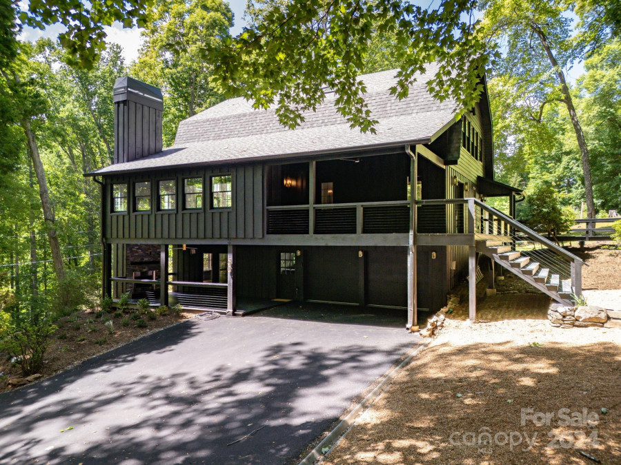 50 Turkey Trot Ln Burnsville, NC 28714